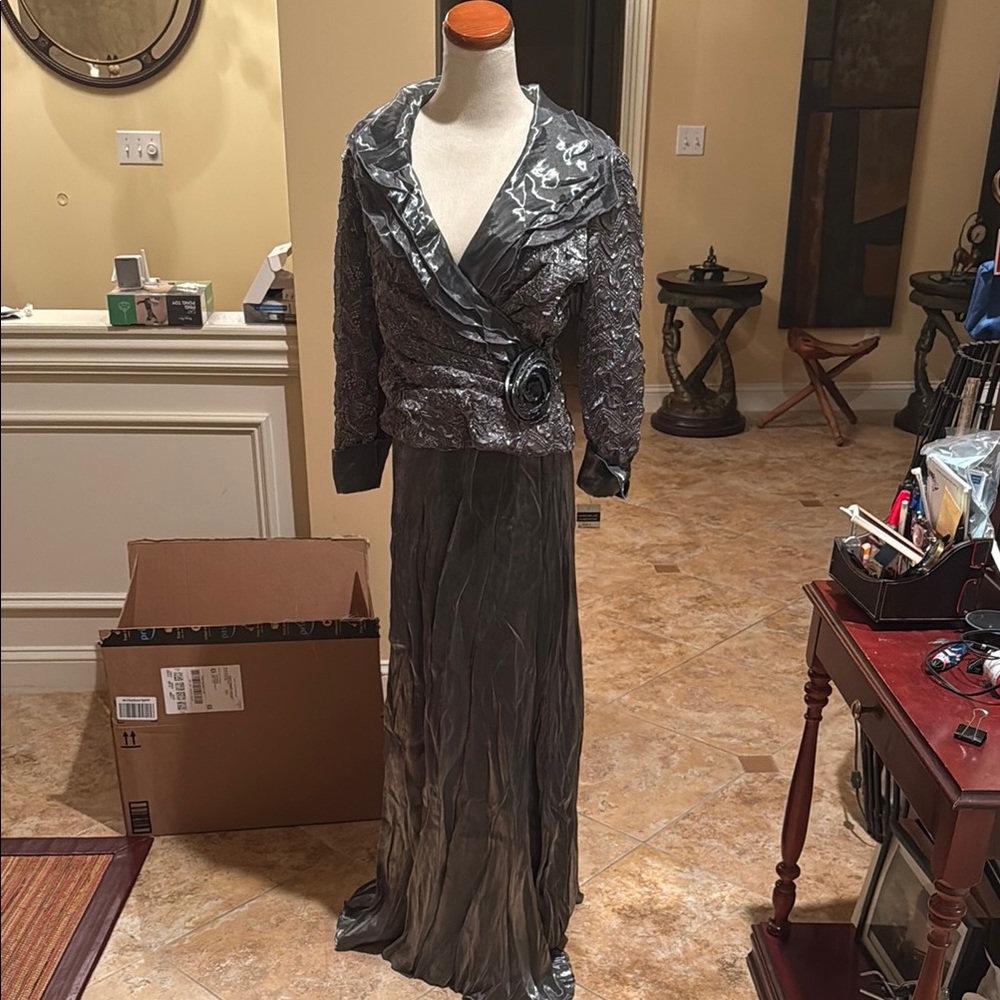 Cachet Silver Cocktail Prom Wrap Dress with Floral Detail